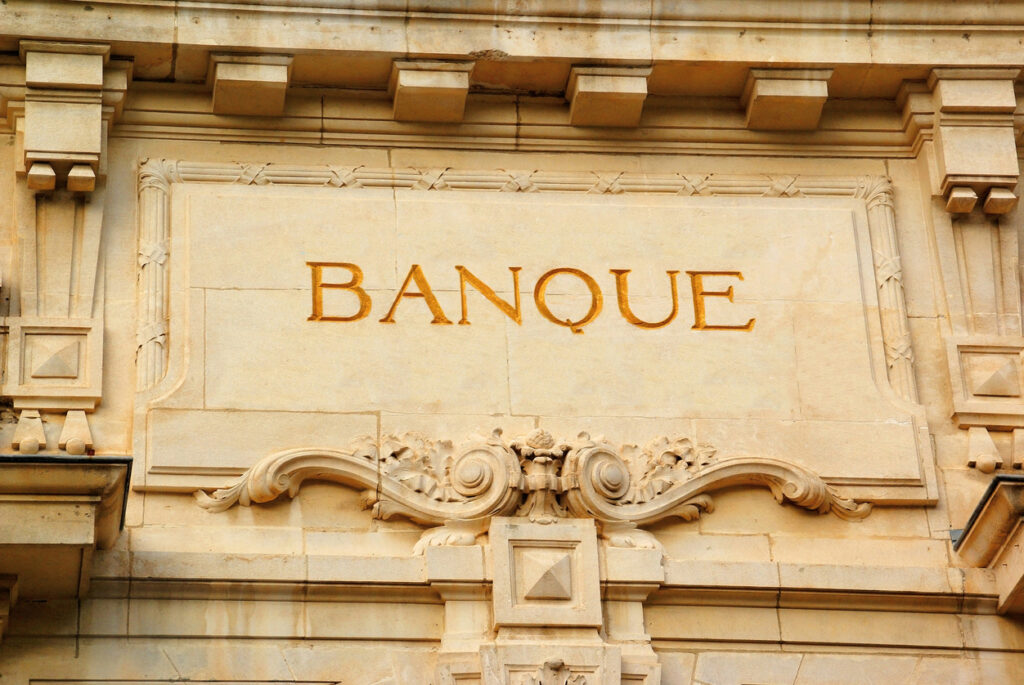 Ouvrir un compte bancaire en France pour un étranger 